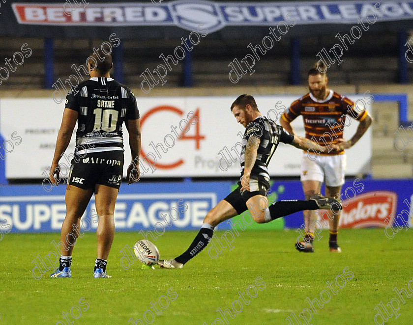 SneydMarc5-13-1020 
 Marc Sneyd kicks a penalty to win the match
Covid Super League - Hull FC v Huddersfield- Tuesday 13 October at Halliwell Jones Stadium