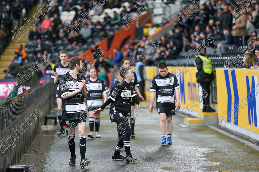 HF LR16909 
 Hull FC v Leeds Rhinos