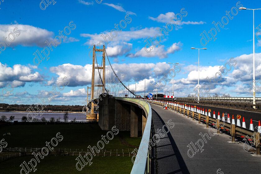 AQ3I8330 
 Humber Bridge 
 Keywords: Humber Bridge