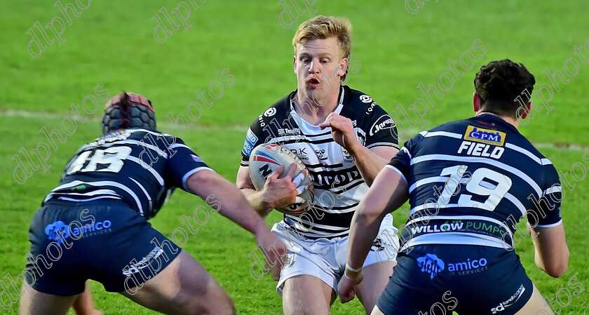 FashBrad3-10-0421pb 
 Challenge Cup - Featherstone v Hull FC - Saturday 10 April