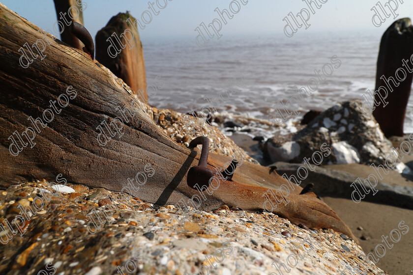 AQ3I0292 
 Spurn Point, East Yorkshire 
 Keywords: Spurn point, Yorkshire, beach, seascape