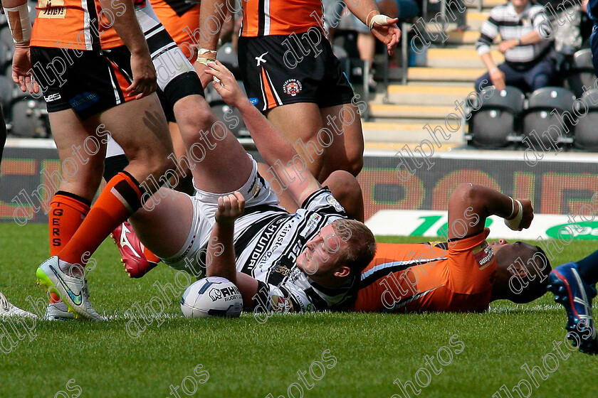 fc-castleford0498 
 abdull touches down 
 Keywords: Hull FC, Castleford Tigers