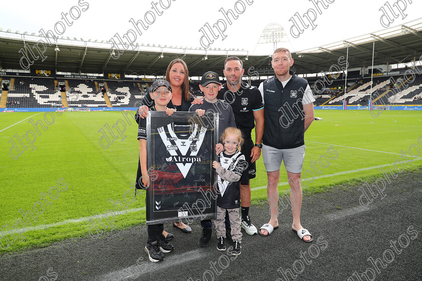 HFC LR0096 
 Hull Fc v Leeds Rhinos
Armed Forces Day,
Sponsors- Circle Restaurant