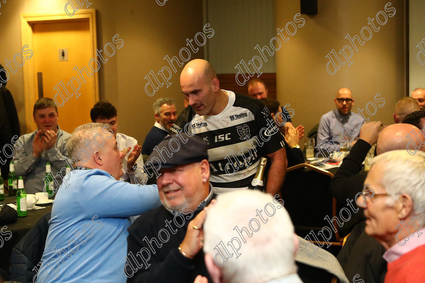 FC KR5841 
 Hull FC v Hull KR
Danny Houghton receives man of match award