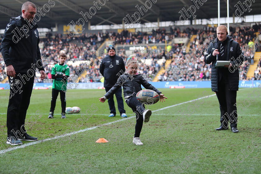 0530 
 Hull FC v Huddersfield Giants 
 Keywords: Rugby League, Sport, Action, sports personality, Hull FC v Huddersfield Giants