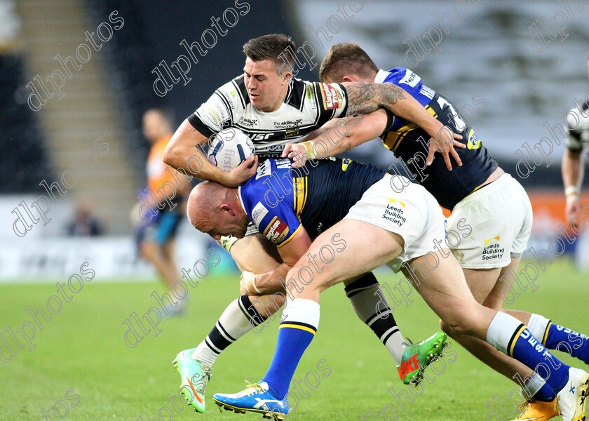 hullfc-leeds0100 
 dlphotos.co.uk
Hull FC v Leeds Rhinos; 21/08/2015 KO 8 pm 
KC Stadium
copyright picture;Dave Lofthouse 07886650735
jamie shaul meets stiif leeds defence 
 Keywords: Hull FC, Leeds Rhinos, Super 8s, Dlphotos, Dave Lofthouse