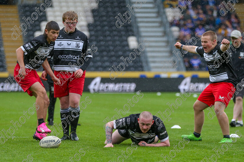 HF LR16858 
 Hull FC v Leeds Rhinos