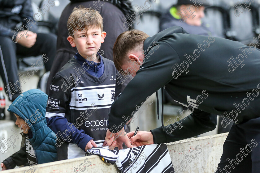 FC LL141669 
 Hull FC v Leigh Leopards