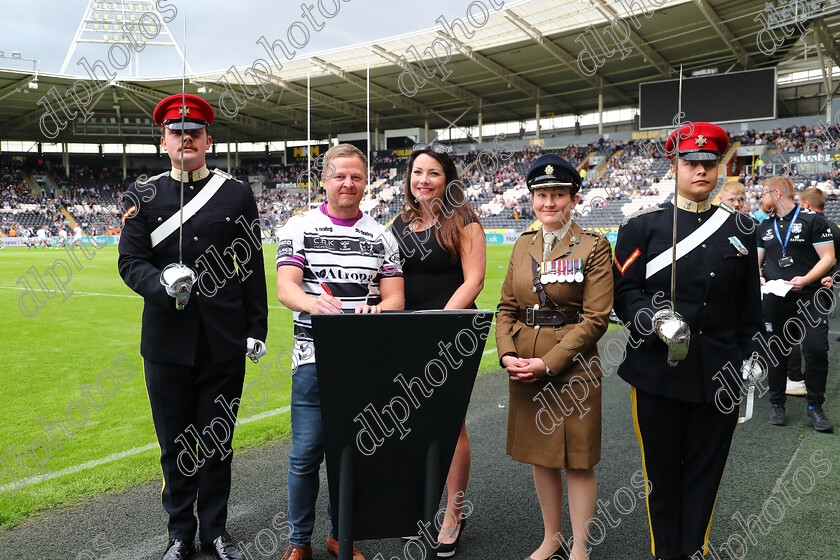 HFC LR0151 
 Hull Fc v Leeds Rhinos
Armed Forces Day,
Hull FC, Kinetic Laboratories, Mezz Uk Ltd, Atropa Pharmacy sign teh Armed Forces Covenant