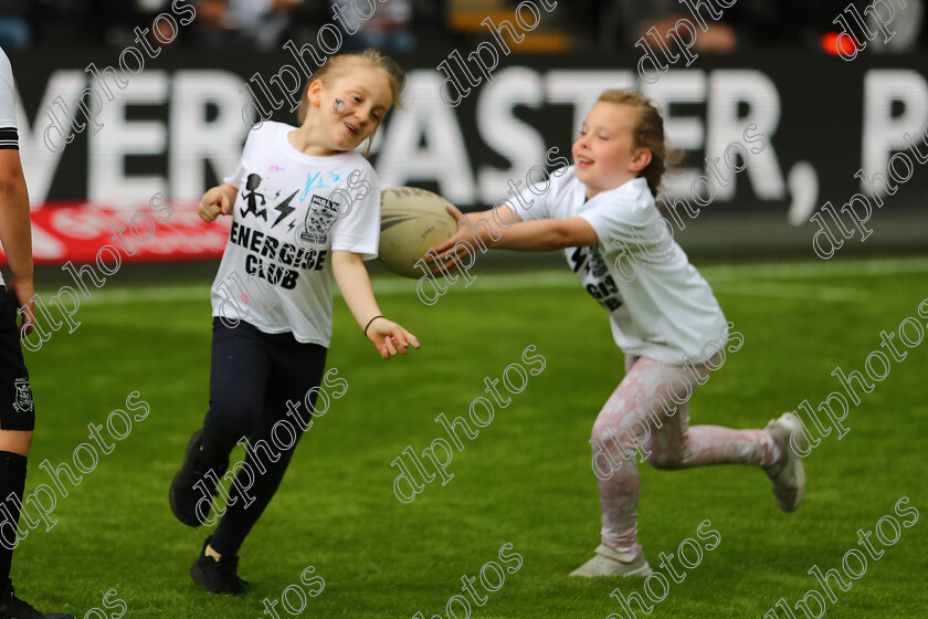 HFC LR0767 
 Hull Fc v Leeds Rhinos
Armed Forces Day,
Energise Club