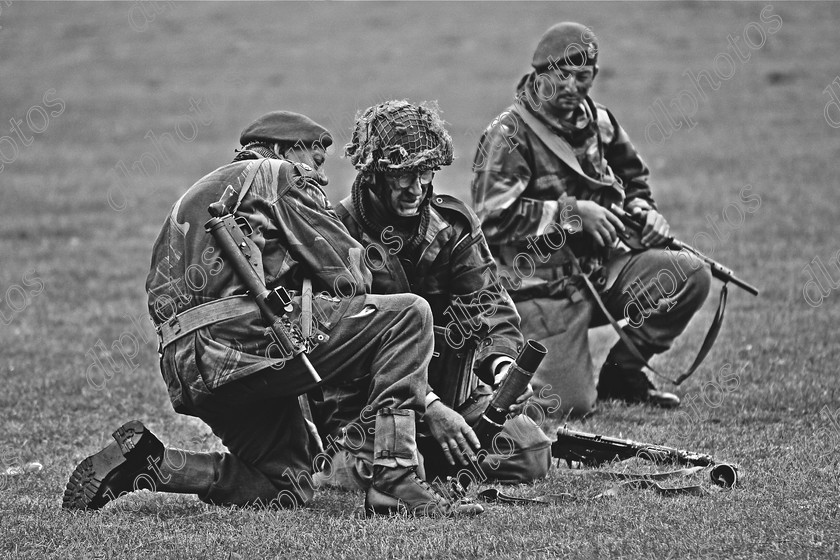 veterans0269 
 Hull Veterans Day East Park 
 Keywords: Veterans Day, East Park, Hull, Re-enactment