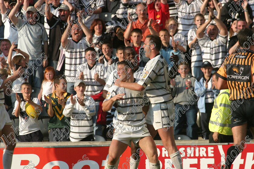 IMG 3508 
 Kirk Yeaman, Richie Barnet Jnr, Paul McNicholas