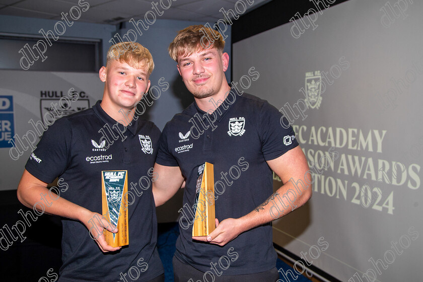 AP5753-copy 
 Hull FC Academy Presentation Evening

players player of the year Callum Kemp with player iof the season Will Kirby