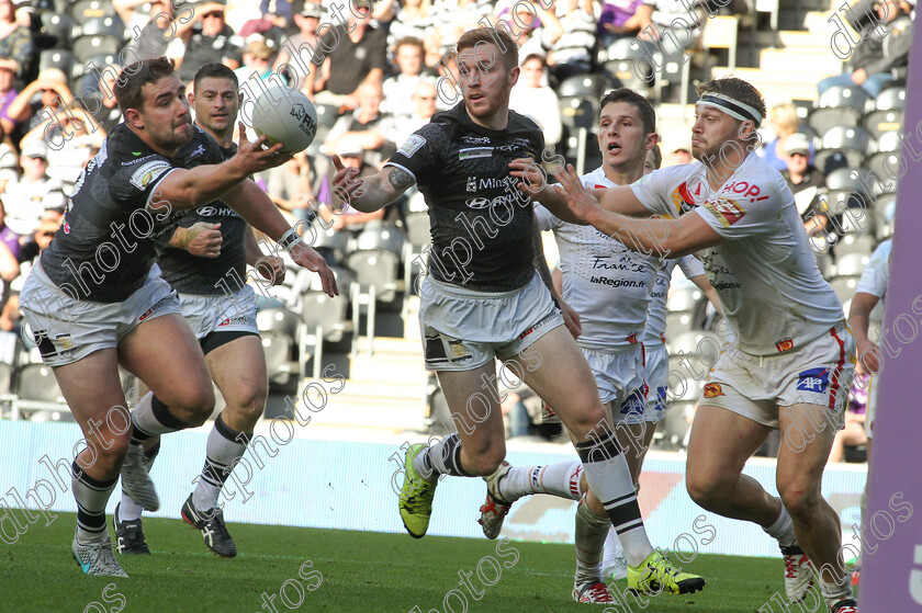 fc-dragons0564A 
 dlphotos.co.uk
copyright picture;Dave Lofthouse 07886650735
 Marc Sneyd, Josh Bowden 
 Keywords: Dave Lofthouse, Dlphotos