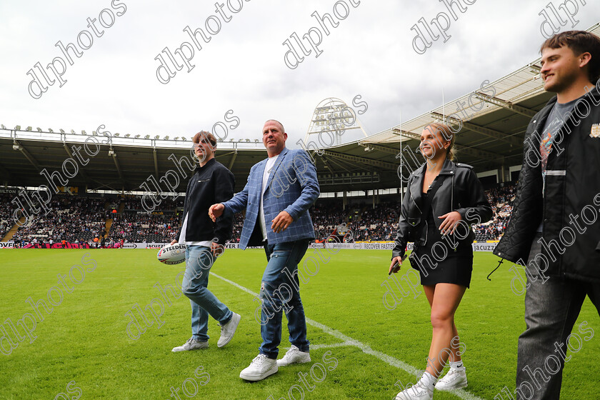 HFC LR0219 
 Hull Fc v Leeds Rhinos
Armed Forces Day,
Jason Smith & family delivery the Matchball