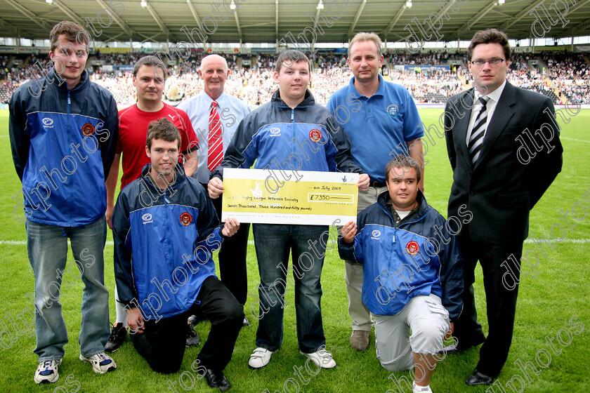 hull-referees 
 Representative from Hul Referees Society, Jamie Wilson, Gareth Copeland, Liam Carpenter- Robson, Matthew Day, Mark Charlton, Steve Cross and Mike Beadle, with Hull FC's Jon Flatman, with he cheque for £7350 received following a successful bid to the National Lottery Funding via the awards for All Programme