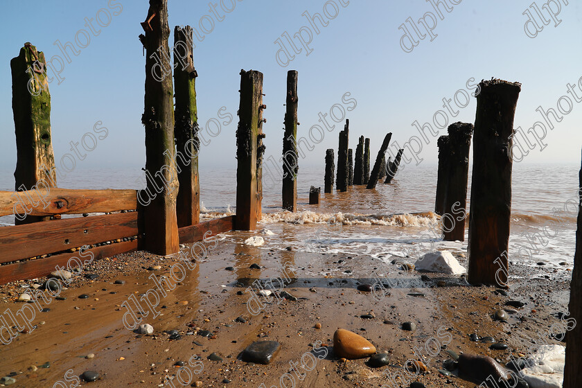 AQ3I0311 
 Spurn Point, East Yorkshire 
 Keywords: Spurn point, Yorkshire, beach, seascape