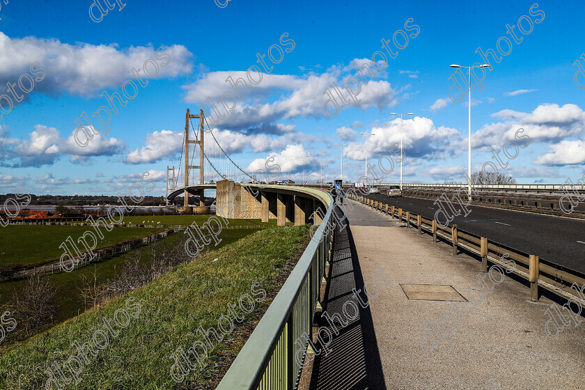 AQ3I8338 
 Humber Bridge 
 Keywords: Humber Bridge