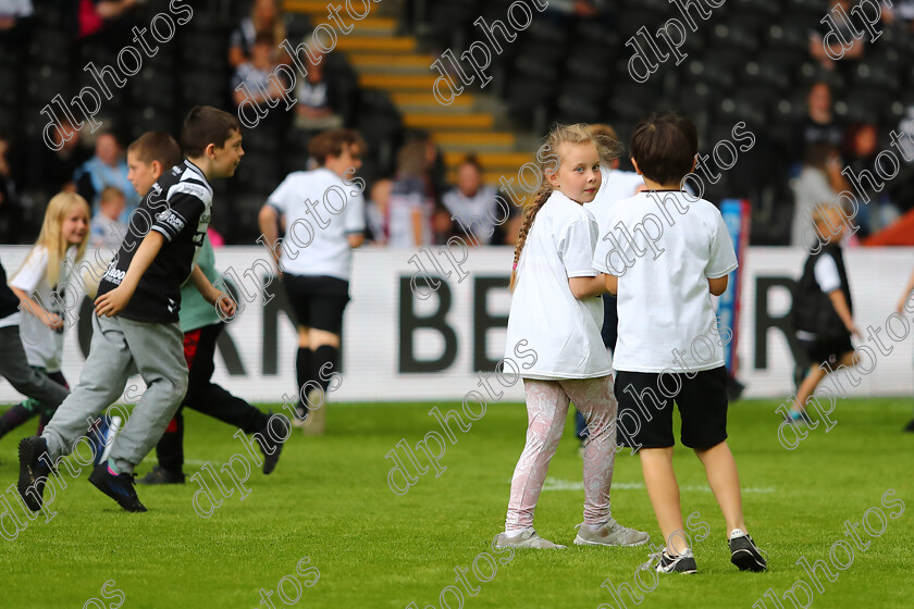 HFC LR0742 
 Hull Fc v Leeds Rhinos
Armed Forces Day,
Energise Club