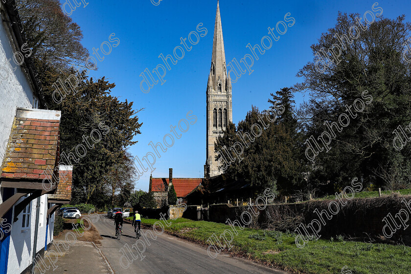 AQ3I9975 
 South Dalton Church 
 Keywords: South Dalton church