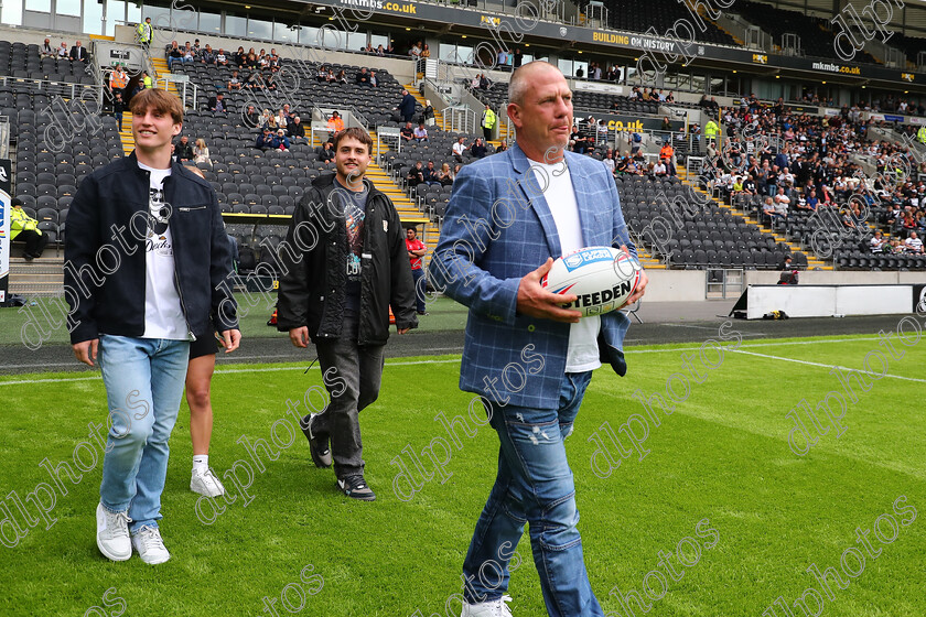 HFC LR0189 
 Hull Fc v Leeds Rhinos
Armed Forces Day,
Jason Smith & family delivery the Matchball