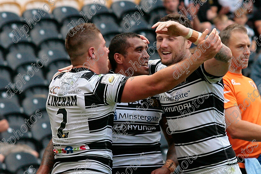 fc-castleford0607 
 tom lineham1 receives congratulations from his team mate after scoring 
 Keywords: Hull FC, Castleford Tigers