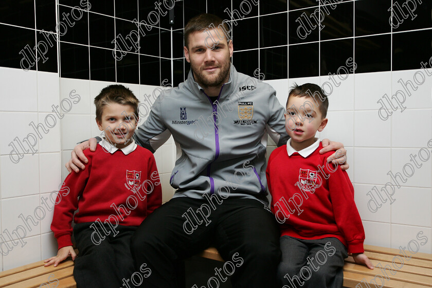 KA4Y4249 
 Hull Fc Fanbassadors
Inmans Primary Scholl with Kirk Yeaman