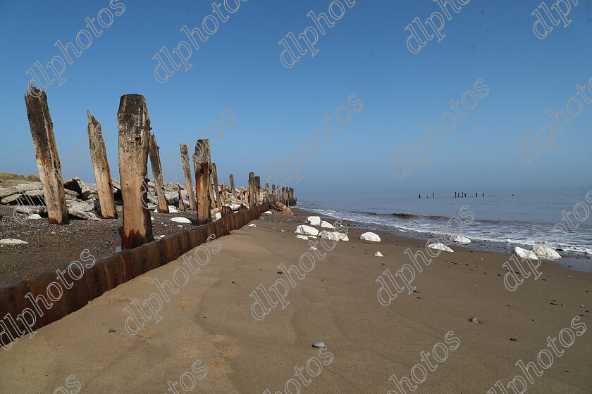 AQ3I0303 
 Spurn Point, East Yorkshire 
 Keywords: Spurn point, Yorkshire, beach, seascape