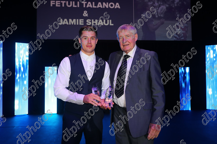 HullFC-PoS65386 
 dlphotos.co.uk
copyright picture;Dave Lofthouse 07886650735
Hull FC Player Of Season

Joint Community Players award goes to Jamie Shaul and Fetuli Talanoa, presented by Johnny Whiteley