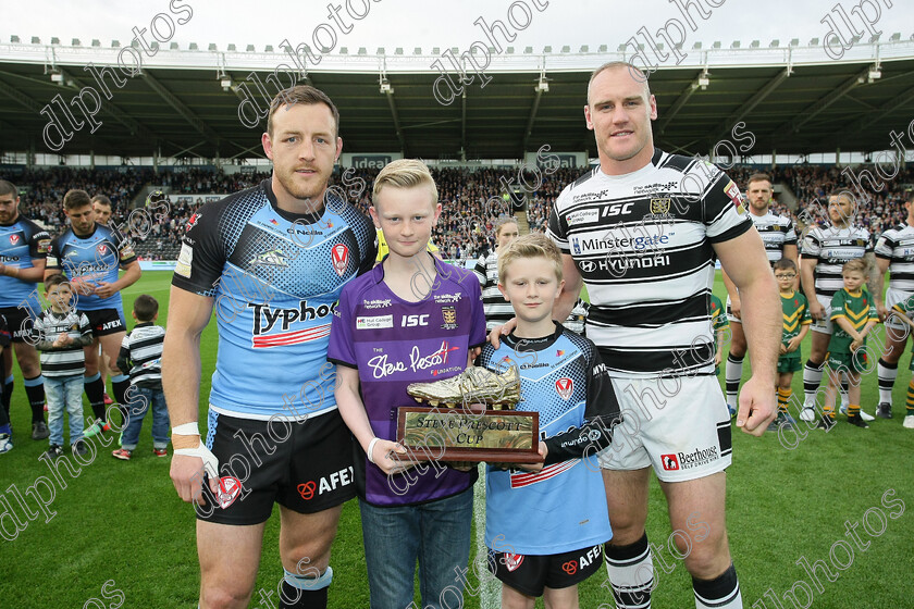 hull-st-helens167 
 Prescott boys with Gareth Ellis and James Roby 
 Keywords: Hull FC, St Helens