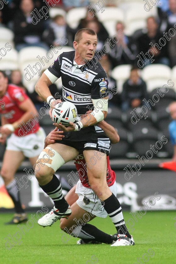 hullfc02 
 richard horne looks for support 
 Keywords: richard horne