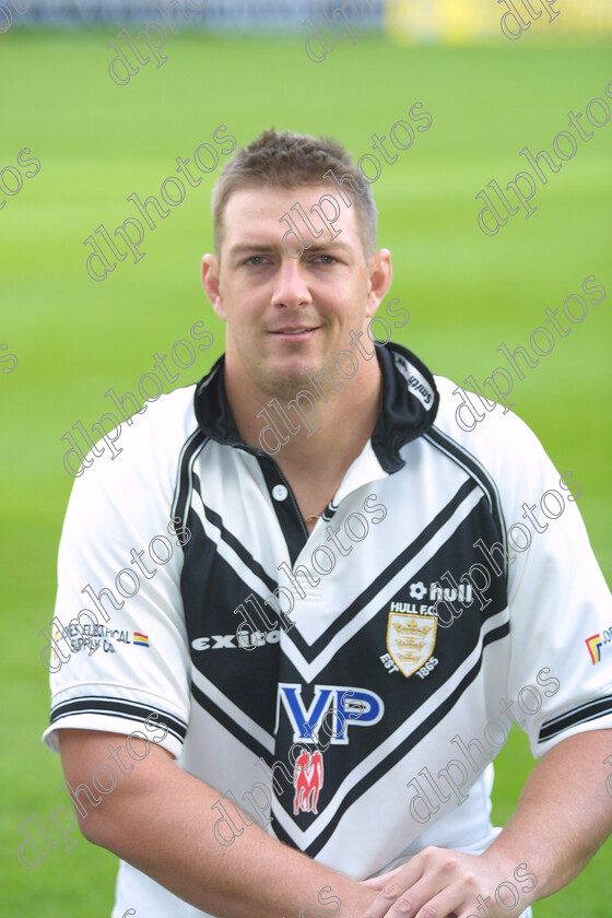 IMG 3010 
 Hull FC Squad 2003 
 Keywords: Scott Logan