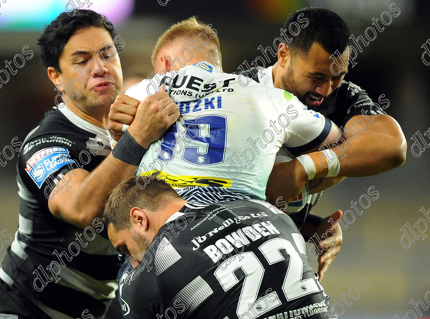 HullFC-Taclle2-8-1020jr 
 Betfred Super League XXV Hull FC v Leeds Rhinos 08/10/20 (Pic by John Rushworth) 
 Keywords: Rugby, Rugby League, Sport, Betfred, Leeds, Rhinos, Hull, FC, Emerald, Stadium, Headingley