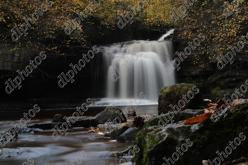 AQ3I9833 
 Keywords: Waterfall, West Burton, Autumn, North Yorkshire, Leyburn