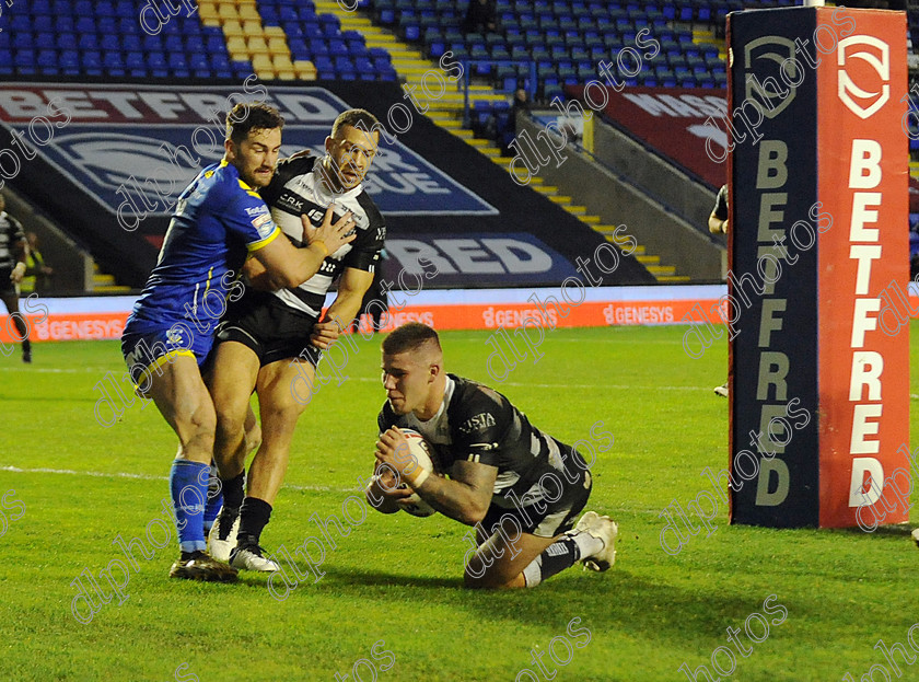 CatorJoe-Try5-12-1120 
 Super League - Warrington v Hull FC - Thursday 12 November at Halliwell Jones Stadium Warrrington