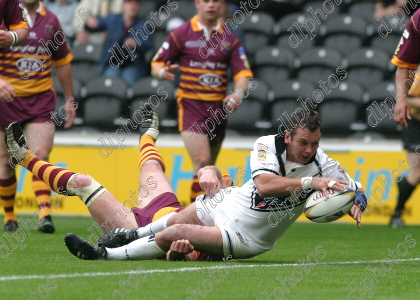 IMG 2309 
 Hull Fc v Huddersfield Giants 
 Keywords: Tony smith