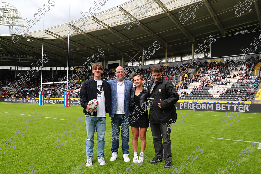 HFC LR0207 
 Hull Fc v Leeds Rhinos
Armed Forces Day,
Jason Smith & family delivery the Matchball