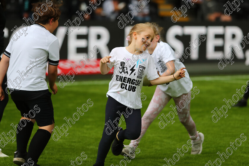 HFC LR0770 
 Hull Fc v Leeds Rhinos
Armed Forces Day,
Energise Club