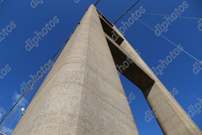 AQ3I8354 
 Humber Bridge 
 Keywords: Humber Bridge